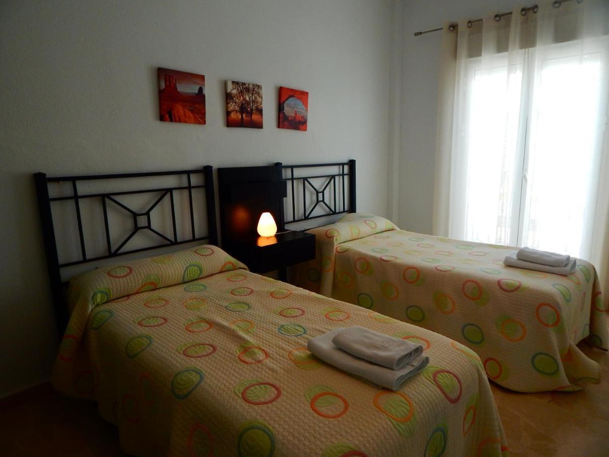 Apartamento Garcia Lorca,Solo Familia Y Parejas โกนิล เด ลาฟรอนเตรา ภายนอก รูปภาพ