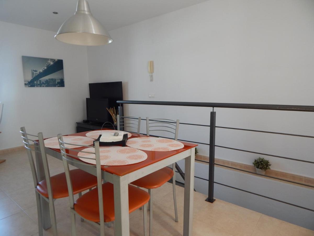 Apartamento Garcia Lorca,Solo Familia Y Parejas โกนิล เด ลาฟรอนเตรา ภายนอก รูปภาพ